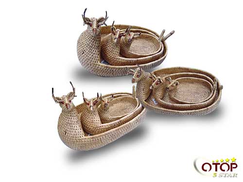 Shallow Basket with Deer