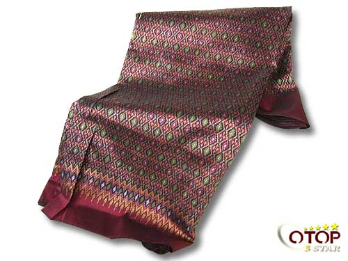 Mud Mee Silk Cloth (Chat Salap Soi Sot Hang Krarok Pattern)