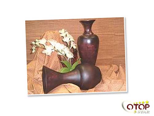 Vase — 3